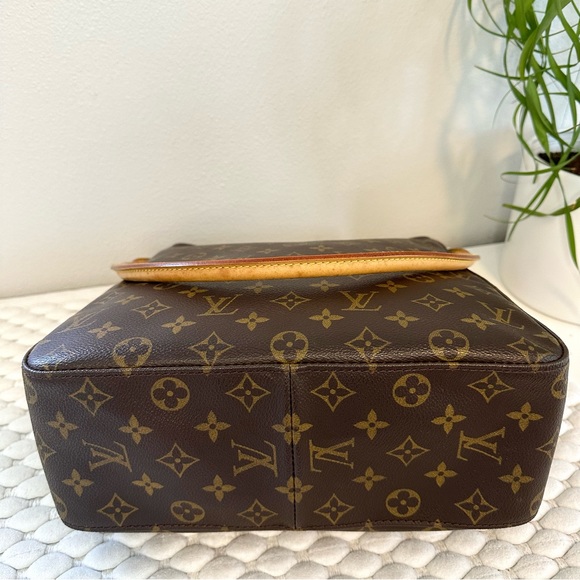 LOUIS VUITTON Looping GM Shoulder Tote Bag Monogram - Picture 5 of 14